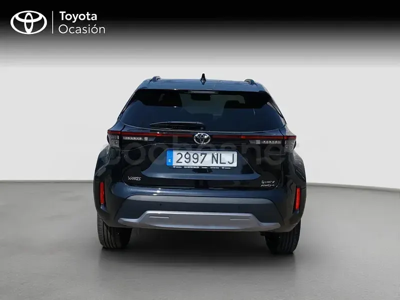 Usado Toyota Yaris Cross Style 130 CV (95 kW) 2026 Negro SUV