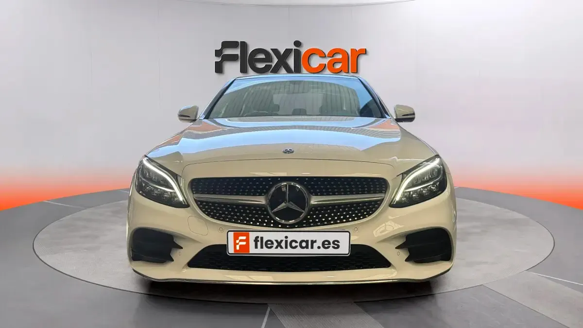 Usado Mercedes C220 194 CV (142 kW) 2018 Blanco Berlina