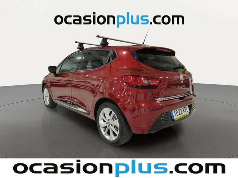 Usado Renault Clio IV LIMITED 90 CV (66 kW) 2017 Rojo Utilitario