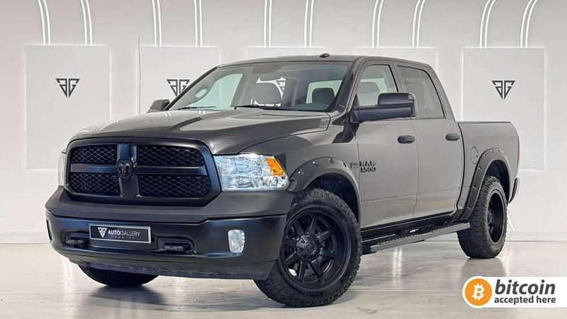 Gris Usado 2018 Dodge Ram Recogida | 33.900 € - Imagen 1/4