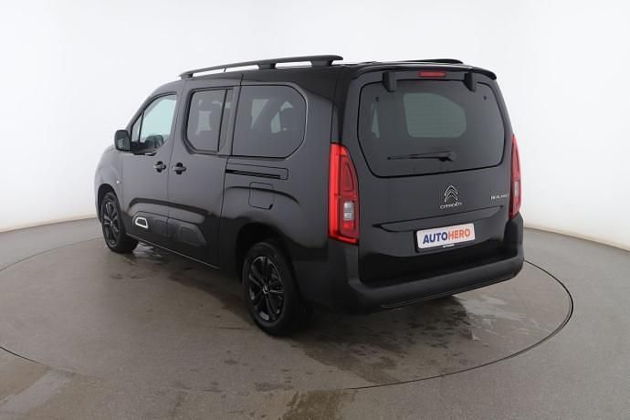 Usado Citroën Berlingo Feel 131 CV (96 kW) 2022 Monovolumen
