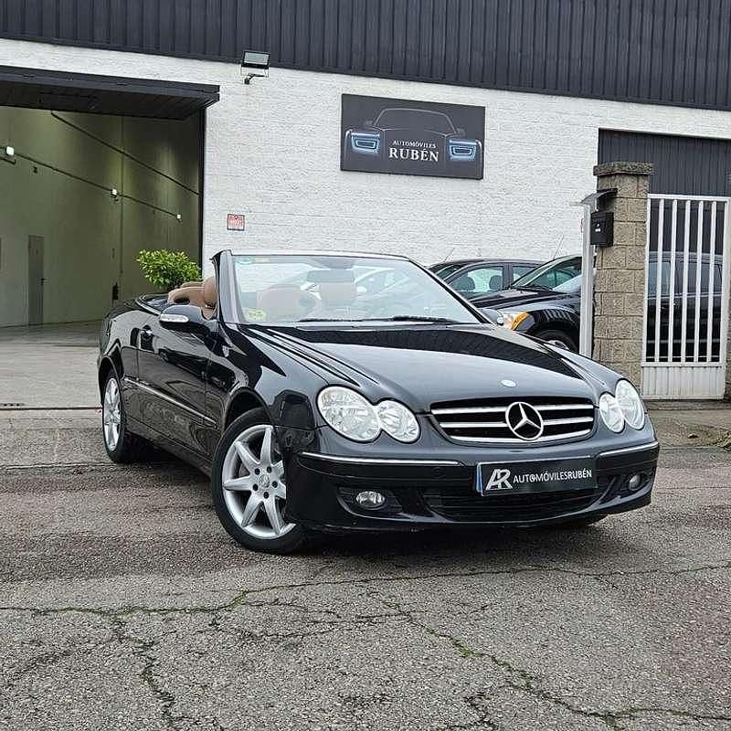 Negro Usado 2007 Mercedes CLK200 Avantgarde Coupe | 6899 € - Imagen 1/4