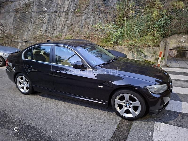 Negro Usado 2011 BMW 318 Exclusive Berlina | 10.150 € (Precio justo) - Imagen 1/4