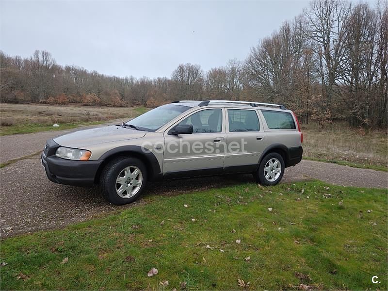 Usado Volvo XC70 Ocean Race 163 CV (119 kW) 2005 Beige Familiar