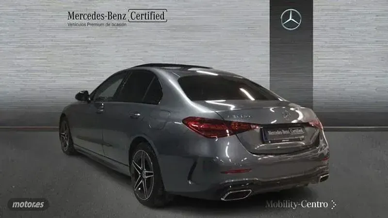 Usado Mercedes C300 312 CV (229 kW) 2024 Gris Berlina