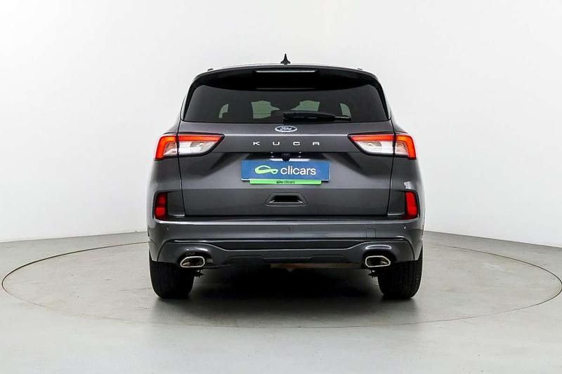 Usado Ford Kuga ST-Line 120 CV (88 kW) 2023 Gris SUV