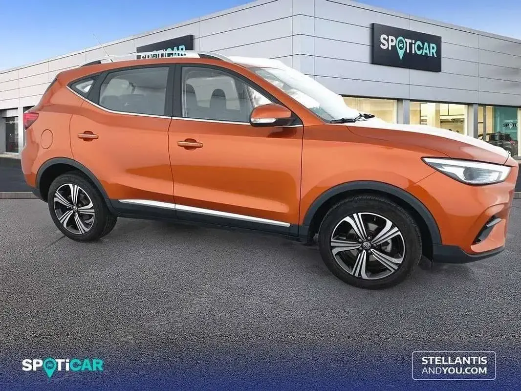 Usado MG ZS Comfort 107 CV (78 kW) 2025 Naranja SUV