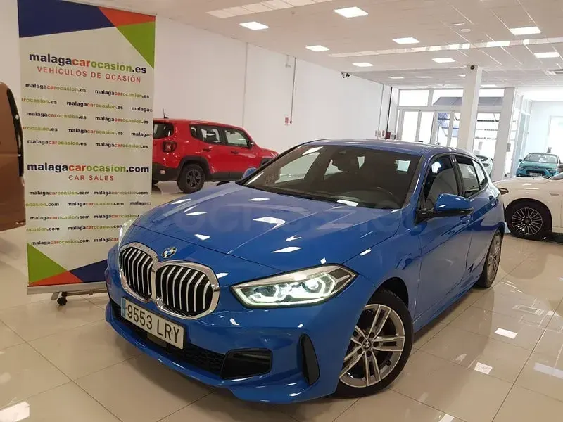 Usado BMW 118 150 CV (110 kW) 2021 Azul Utilitario