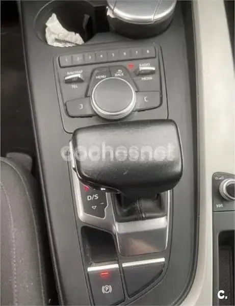 Usado Audi A4 Advanced 150 CV (110 kW) 2016 Blanco Familiar