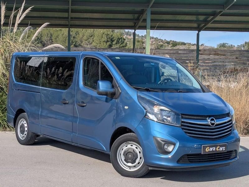 Usado Opel Vivaro S 145 CV (106 kW) 2018 Azul Monovolumen