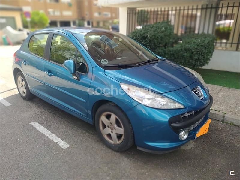 Usado Peugeot 207 Sport 70 CV (51 kW) 2009 Azul Berlina