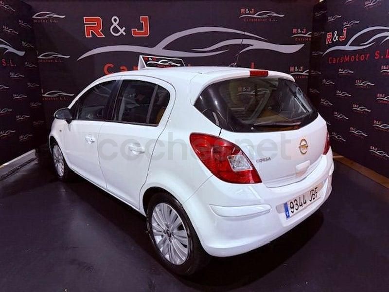 Usado Opel Corsa Selective 100 CV (73 kW) 2015 Blanco Utilitario