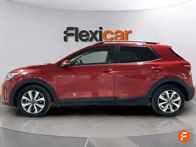 Usado Kia Stonic 100 CV (73 kW) 2022 Rojo SUV