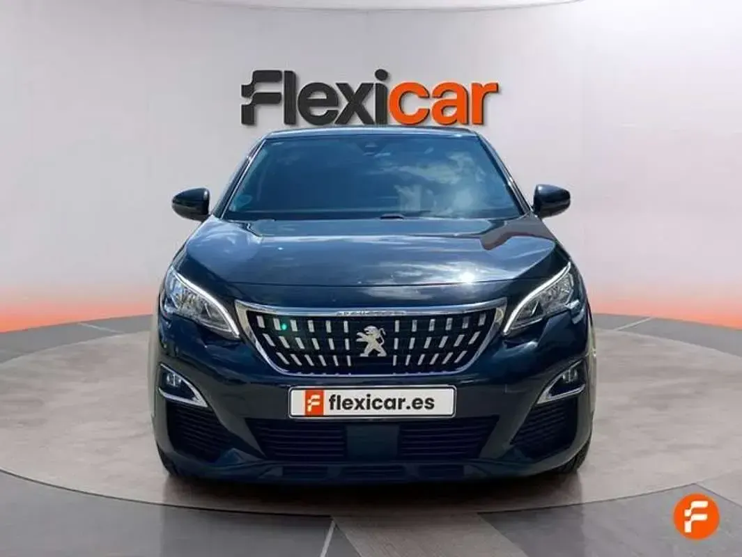 Usado Peugeot 5008 Active 131 CV (96 kW) 2020 Negro SUV