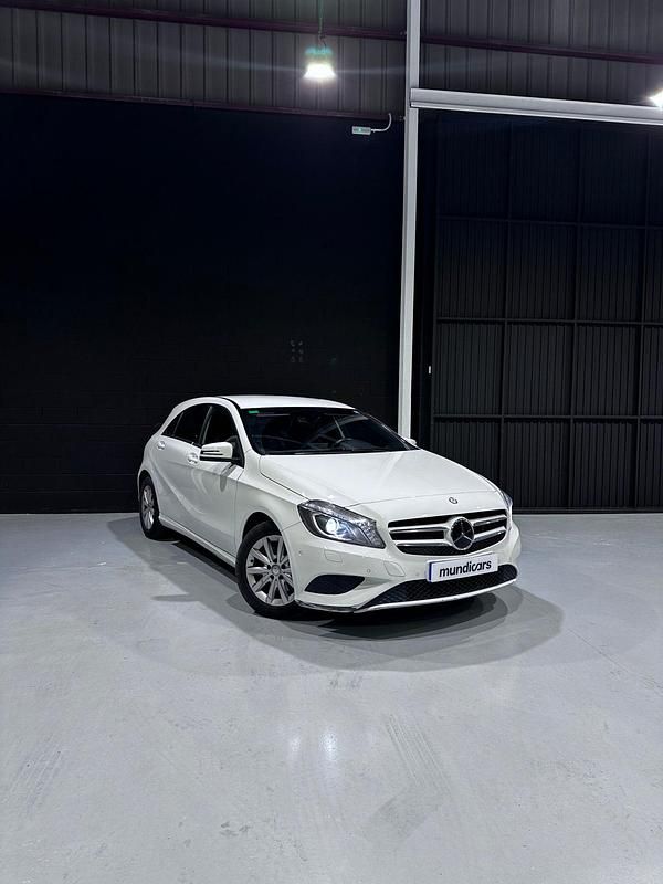 Brugt Mercedes A180 Style 122 HK (89 kW) 2013 Hvid Sedan