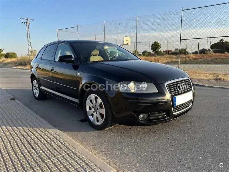 Usado Audi A3 Ambition 170 CV (125 kW) 2006 Negro Utilitario