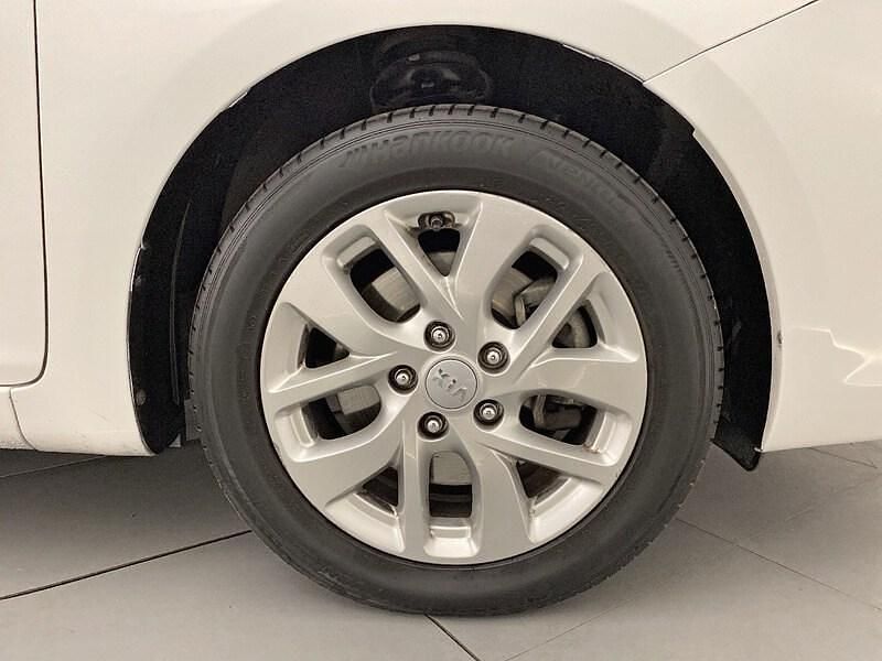 Usado Kia Carens 135 CV (99 kW) 2017 Blanco Monovolumen