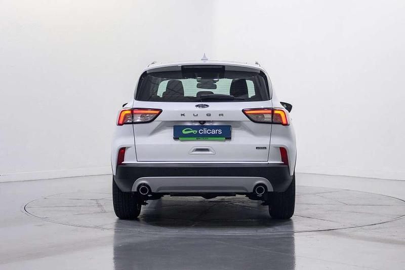 Usado Ford Kuga ST-Line 224 CV (164 kW) 2022 Blanco SUV