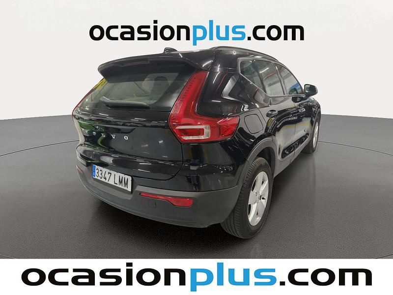 Usado Volvo XC40 Momentum 129 CV (94 kW) 2021 Negro SUV