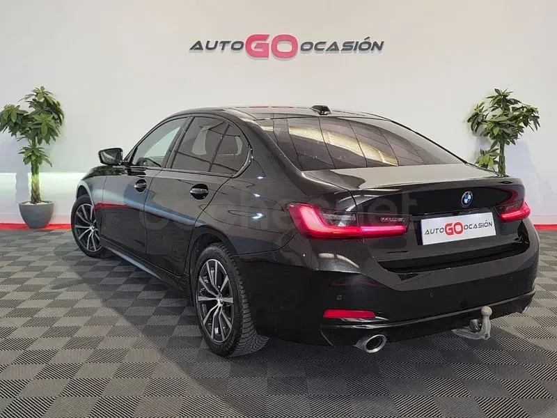 Usado BMW 320 Comfort Edition 184 CV (135 kW) 2023 Negro Berlina