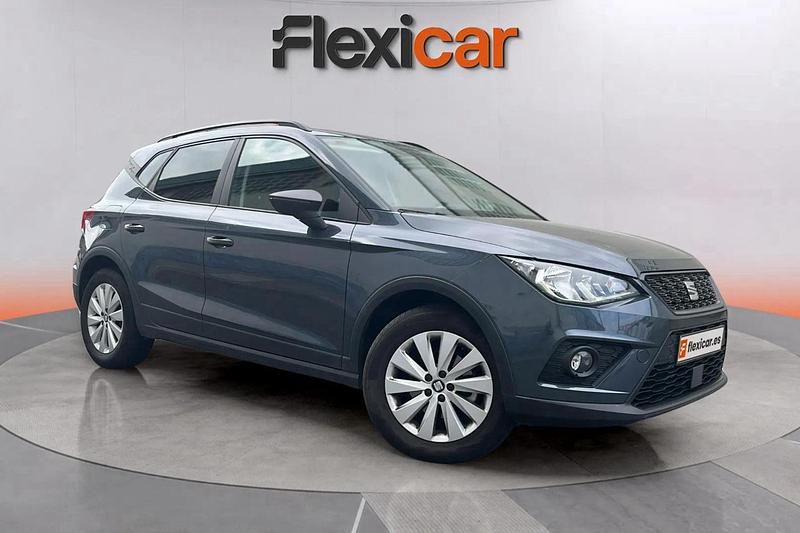 Gris Usado 2021 Seat Arona Reference SUV | 12.990 € (Buen precio) - Imagen 1/4
