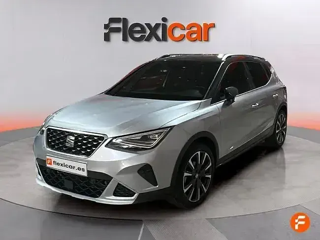 Usado Seat Arona FR 150 CV (110 kW) 2024 Gris SUV