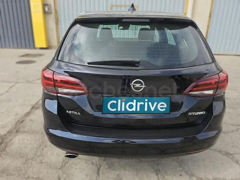 Usado Opel Astra Excellence 110 CV (80 kW) 2017 Azul Berlina