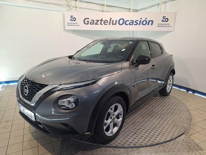 Usado Nissan Juke N-Connecta 114 CV (83 kW) 2021 Gris / plata SUV