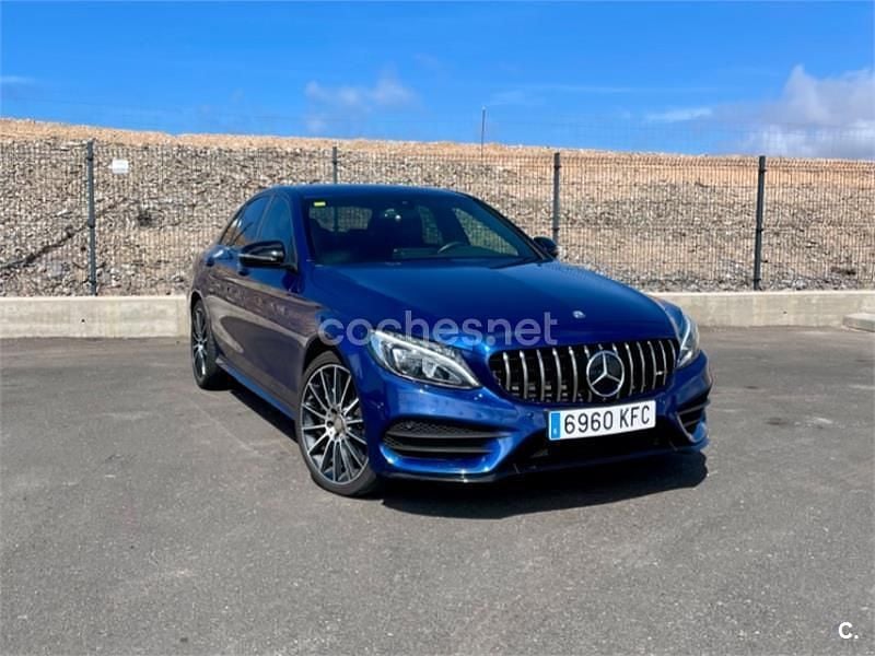 Usado Mercedes C220 AMG line 170 CV (125 kW) 2017 Azul Berlina