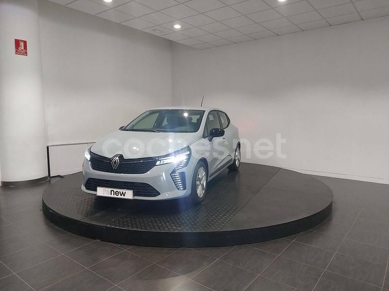 Gris / plata Usado 2025 Renault Clio V Evolution Berlina | 23.520 € - Imagen 1/4