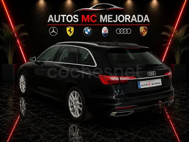 Usado Audi A4 Advanced Plus 163 CV (119 kW) 2021 Negro Familiar