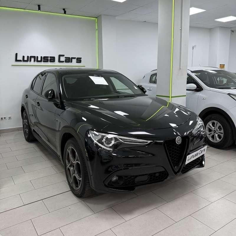 Usado Alfa Romeo Stelvio Sprint 190 CV (139 kW) 2022 SUV