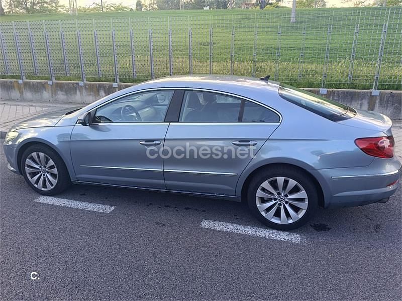Usado VW Passat 200 CV (147 kW) 2008 Gris / plata Berlina
