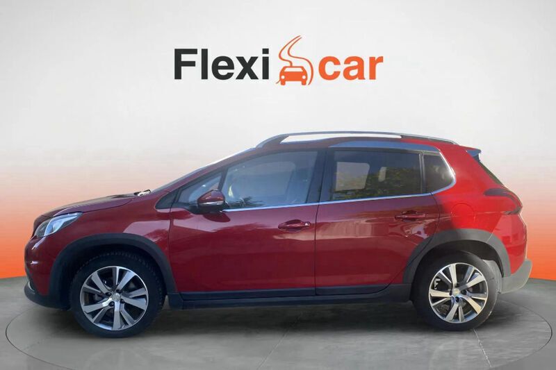 Usado Peugeot 2008 Allure 130 CV (95 kW) 2017 Rojo SUV