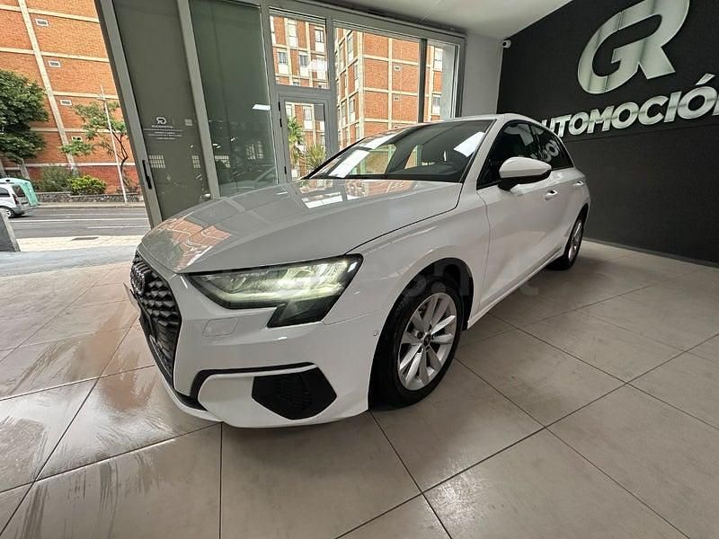 Usado Audi A3 110 CV (80 kW) 2021 Blanco Berlina