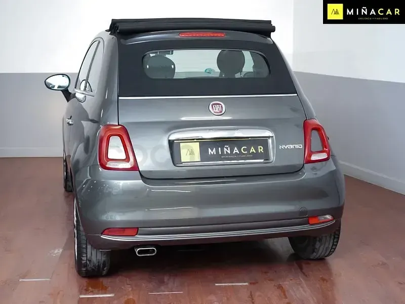 Usado Fiat 500C Lounge 70 CV (51 kW) 2020 Gris / plata Descapotable