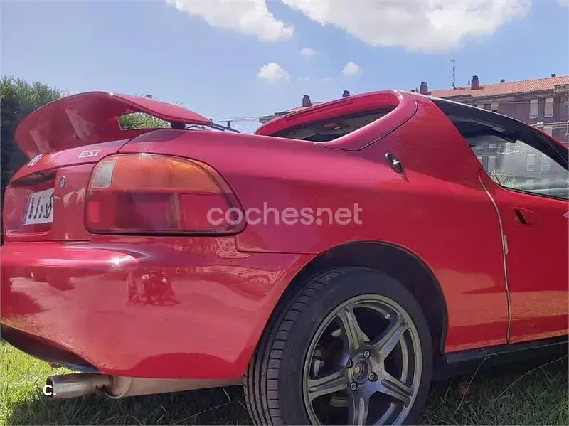 Usado Honda CR-X 125 CV (91 kW) 1996 Rojo Descapotable