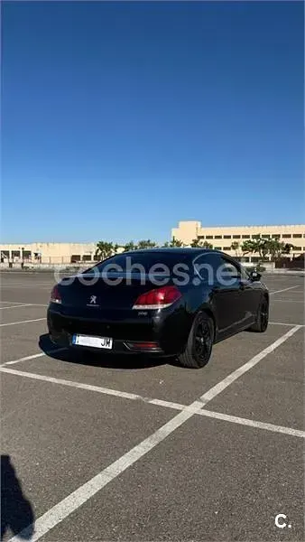 Usado Peugeot 508 SW Active 120 CV (88 kW) 2015 Negro Familiar