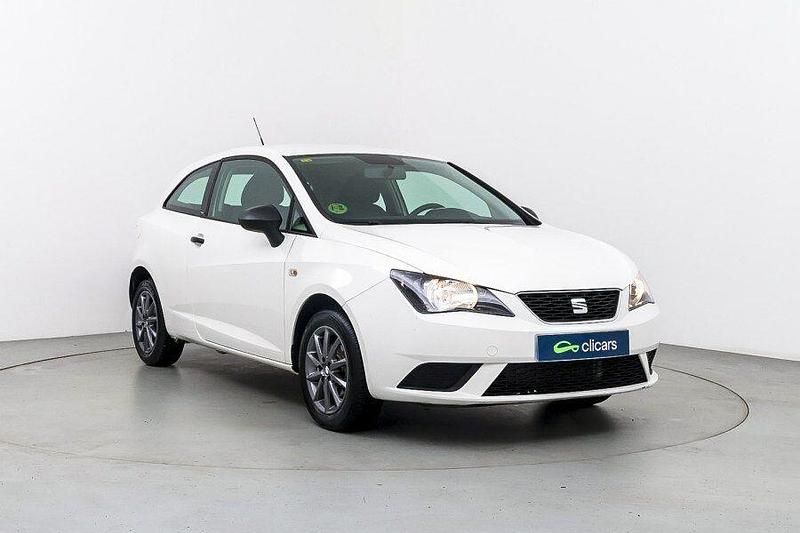 Usado Seat Ibiza SC Reference 70 CV (51 kW) 2015 Blanco Utilitario