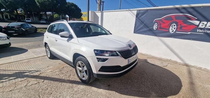 Blanco Usado 2021 Skoda Karoq Ambition SUV | 17.000 € (Super precio) - Imagen 1/4