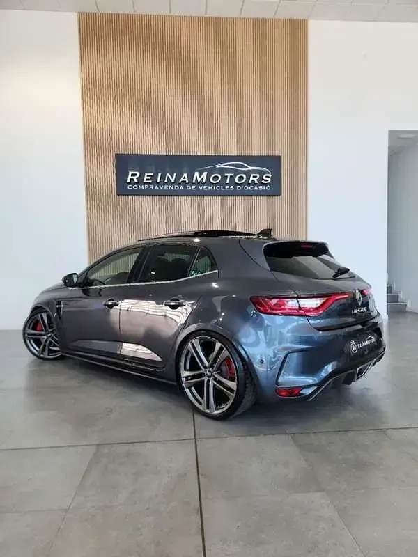 Usado Renault Mégane IV Trophy 300 CV (220 kW) 2020 Gris Utilitario