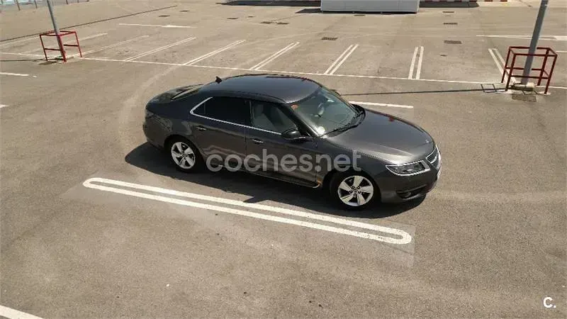 Usado Saab 9-5 Vector 160 CV (117 kW) 2011 Marrón Berlina