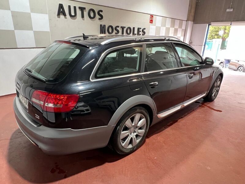 Usado Audi A6 Allroad 190 CV (139 kW) 2010 Negro Familiar