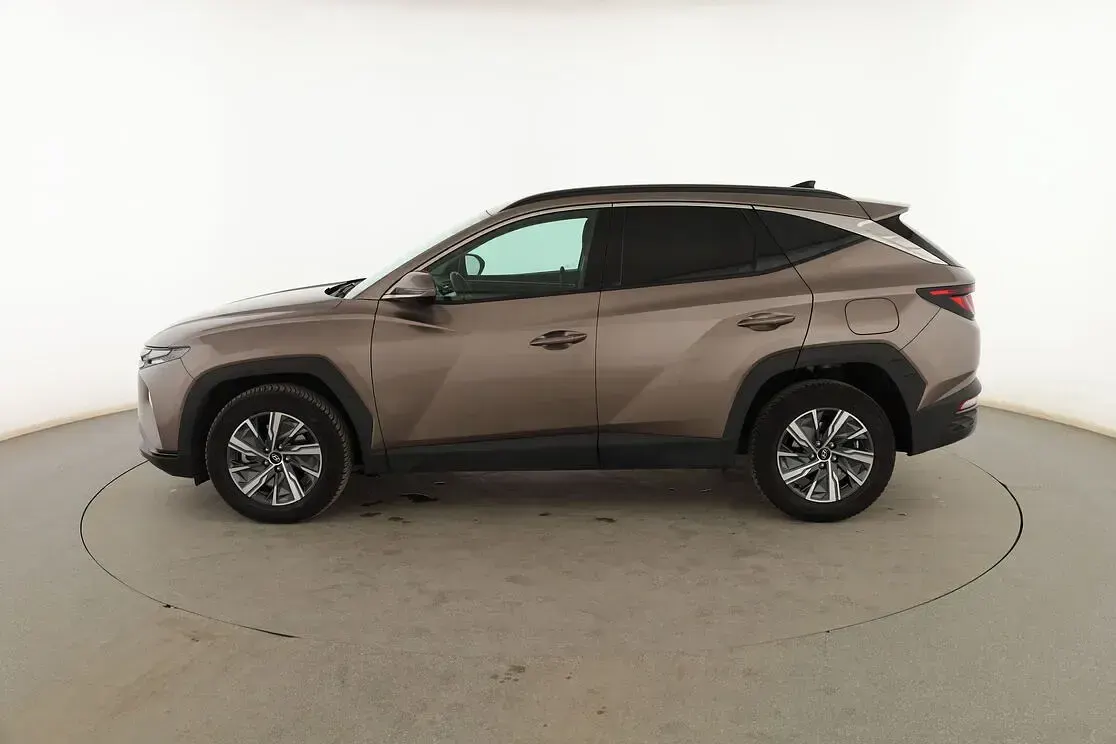 Usado Hyundai Tucson 230 CV (169 kW) 2022 Dorado SUV