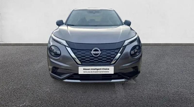 Usado Nissan Juke 143 CV (105 kW) 2022 Skline grey (metalizado) techo SUV
