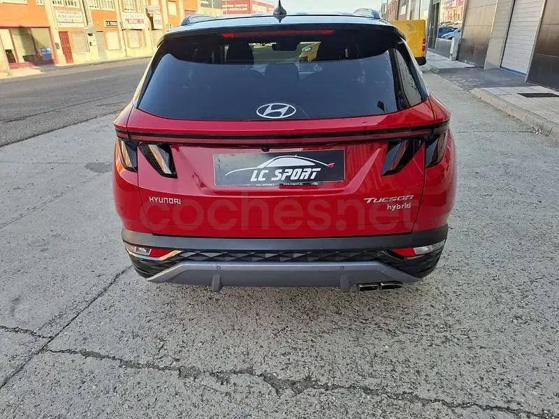 Usado Hyundai Tucson 136 CV (100 kW) 2021 Rojo SUV
