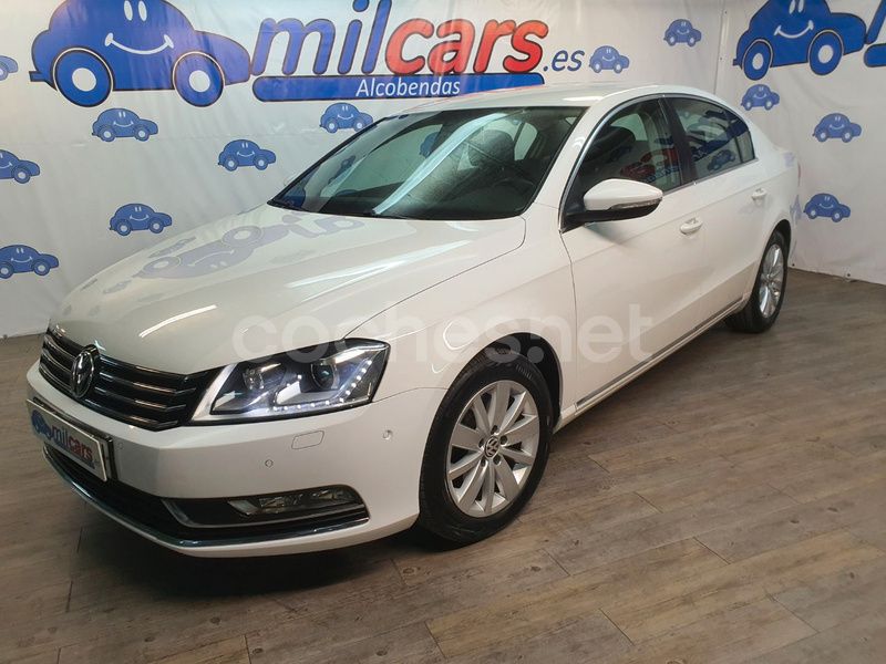 Blanco Usado 2011 VW Passat Highline Berlina | 9800 € (Precio justo) - Imagen 1/4