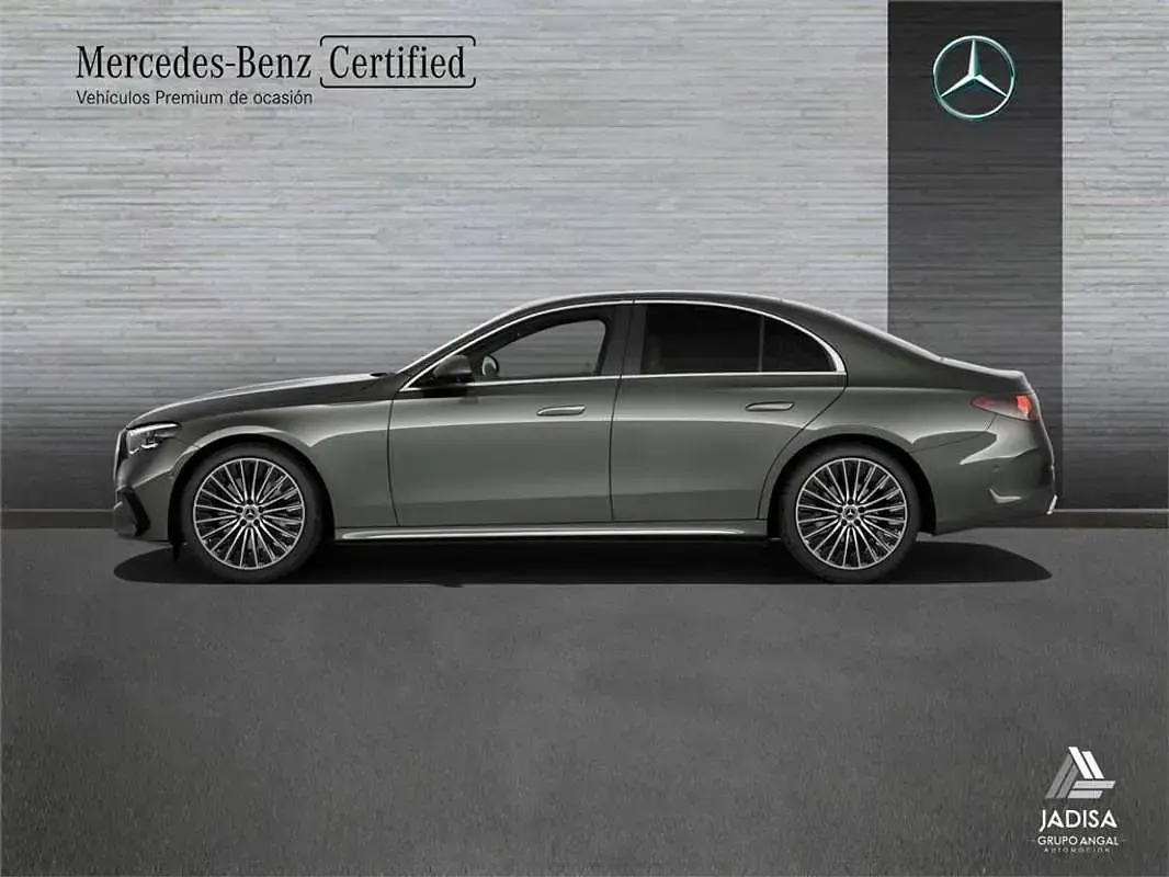 Usado Mercedes E220 197 CV (144 kW) 2024 Gris Berlina