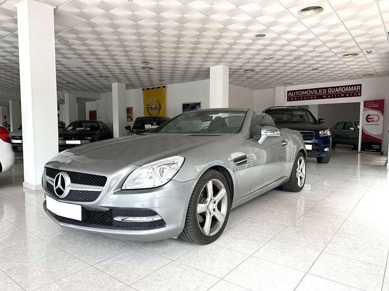 Gris Usado 2011 Mercedes SLK200 Descapotable | 21.990 € (Un poco caro) - Imagen 1/4