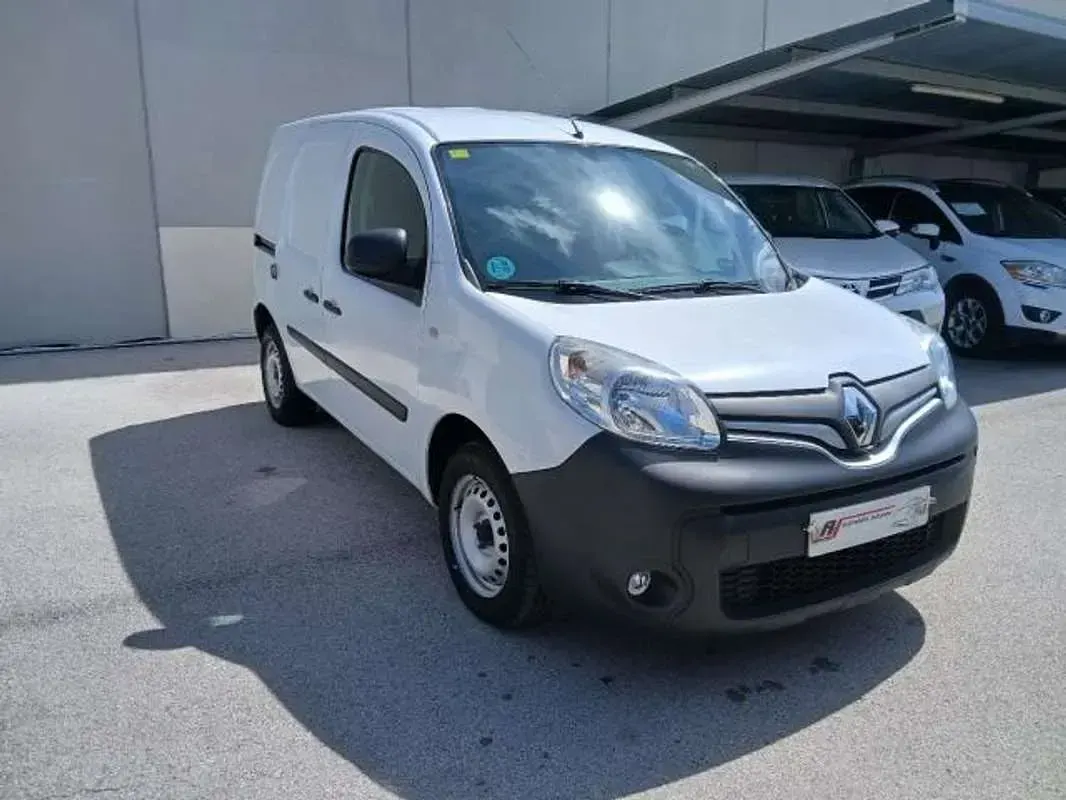 Usado Renault Kangoo 75 CV (55 kW) 2018 Blanco Monovolumen